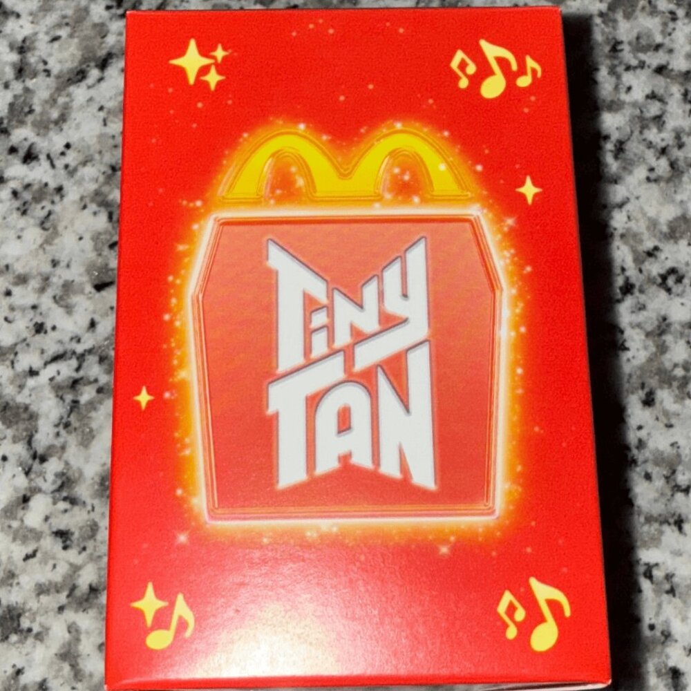 TINY TAN Blind Box (Red Collection)